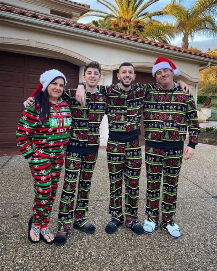 Brandon Awadis Age | Wiki, Net worth, Bio, Height, Girlfriend |