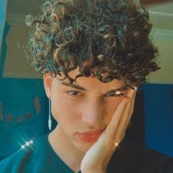 Cesar Martinez Age | Wiki, Net worth, Bio, Height, Girlfriend |