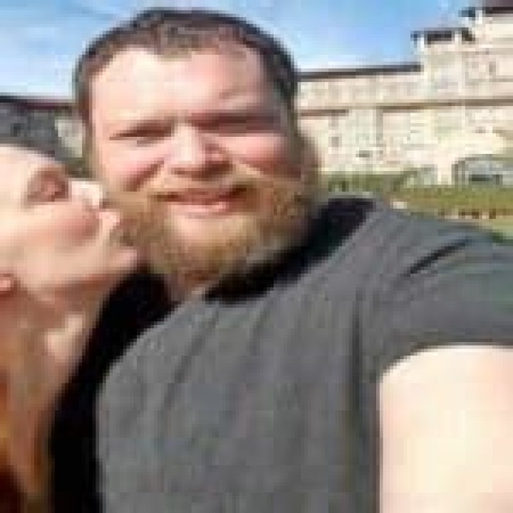 Charles Pol Wiki-Bio: Girlfriend Kelly, Net Worth, Age.