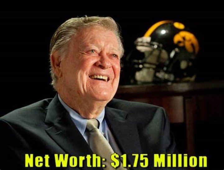 Hayden Fry Net Worth, Salary, Age. He is married to Wife Shirley Griffin. 2022