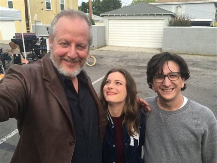 How tall is Daniel Stern