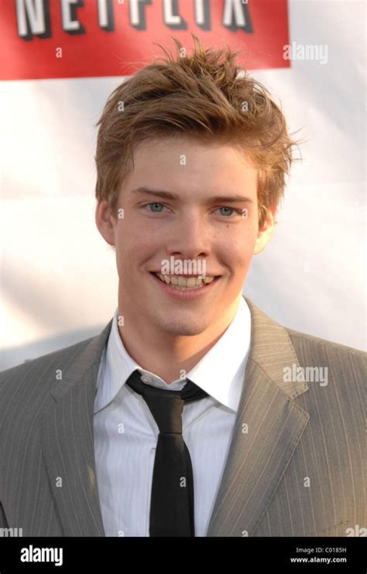 Hunter Parrish Net Worth - CelebNetWorth