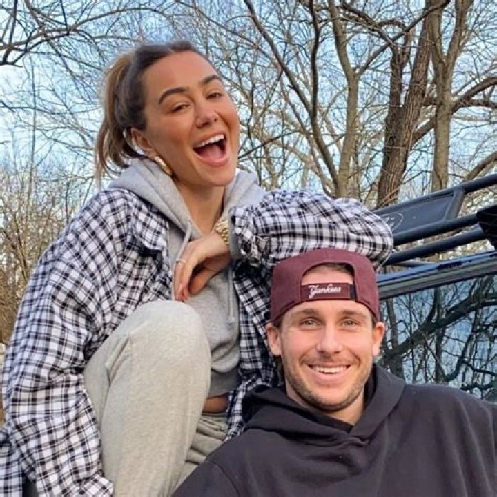 Julia Havens Age | Wiki, Net worth, Bio, Height, Husband