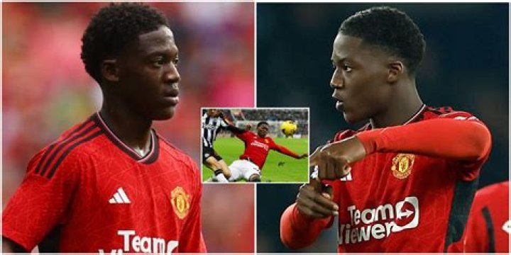 Kobbie Mainoo Height, Weight, Age, Net Worth, Parents, Girlfriend, Biography & Stats