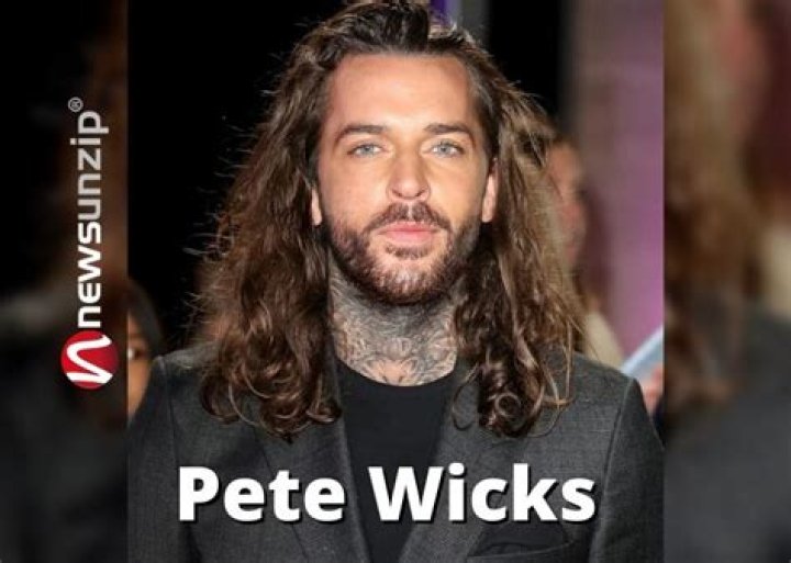 Pete Wicks Wiki - Biography, Age, Height, Son, Net worth, Wife, Girlfriend, Brother, Parents & More